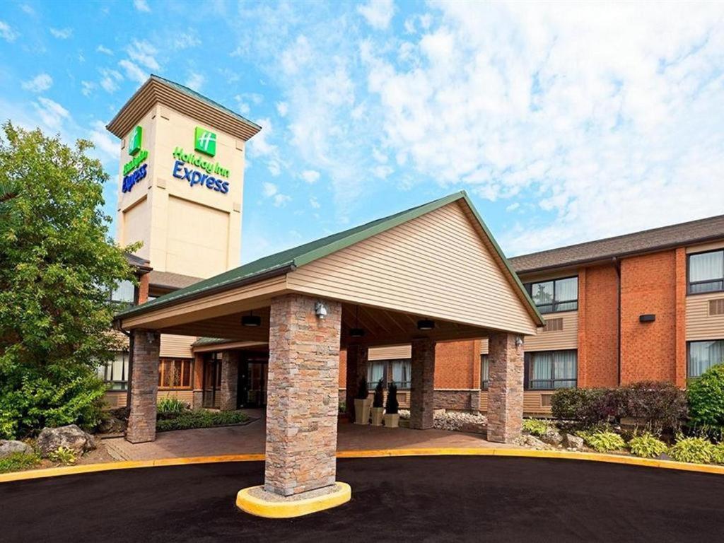 Holiday Inn Express Toronto East - Scarborough By Ihg Buitenkant foto