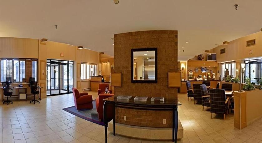 Holiday Inn Express Toronto East - Scarborough By Ihg Buitenkant foto